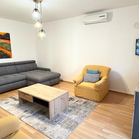 Apartments Nives Poreč Eksteriør bilde