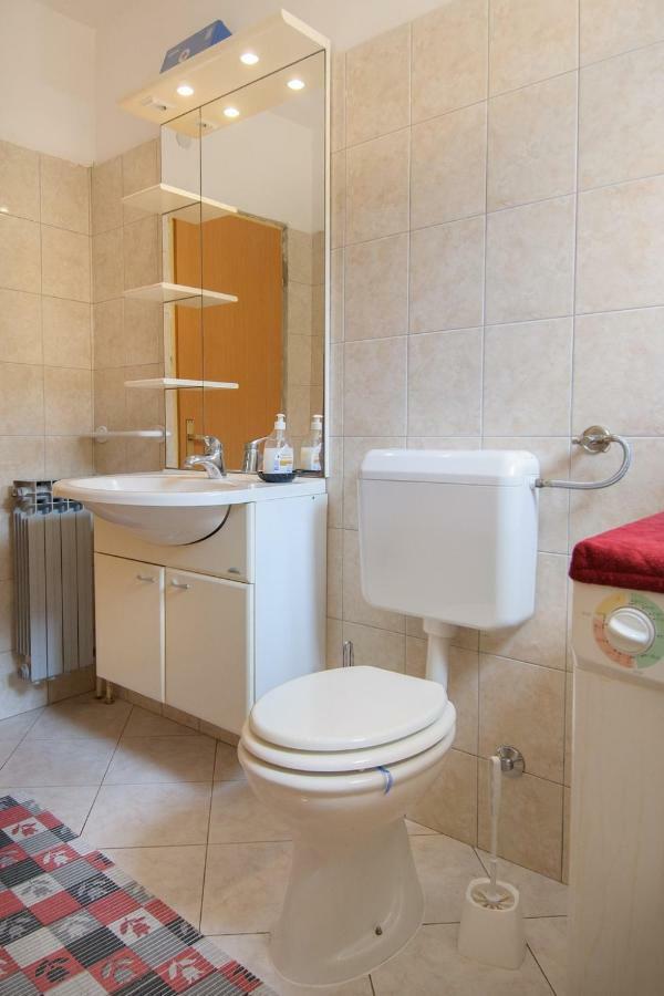 Apartments Nives Poreč Eksteriør bilde