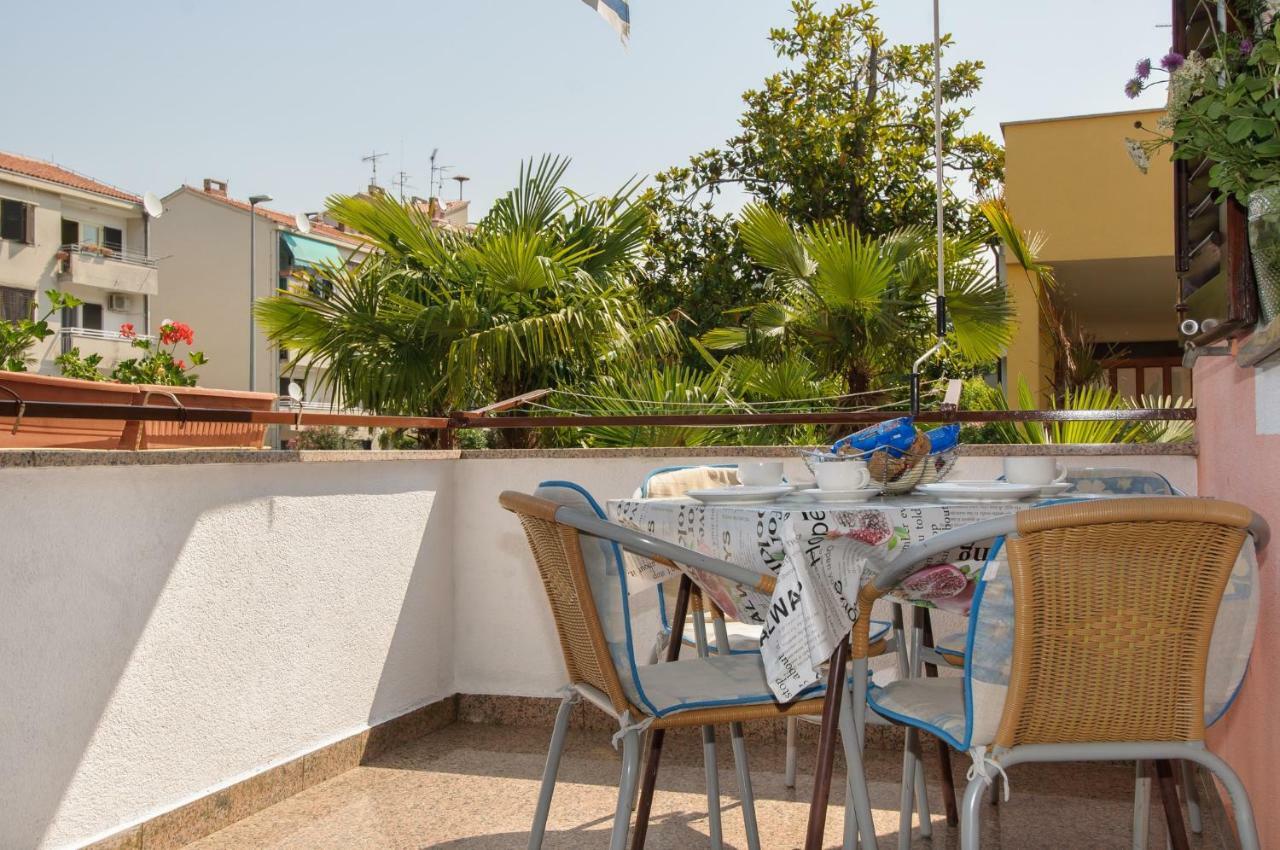 Apartments Nives Poreč Eksteriør bilde