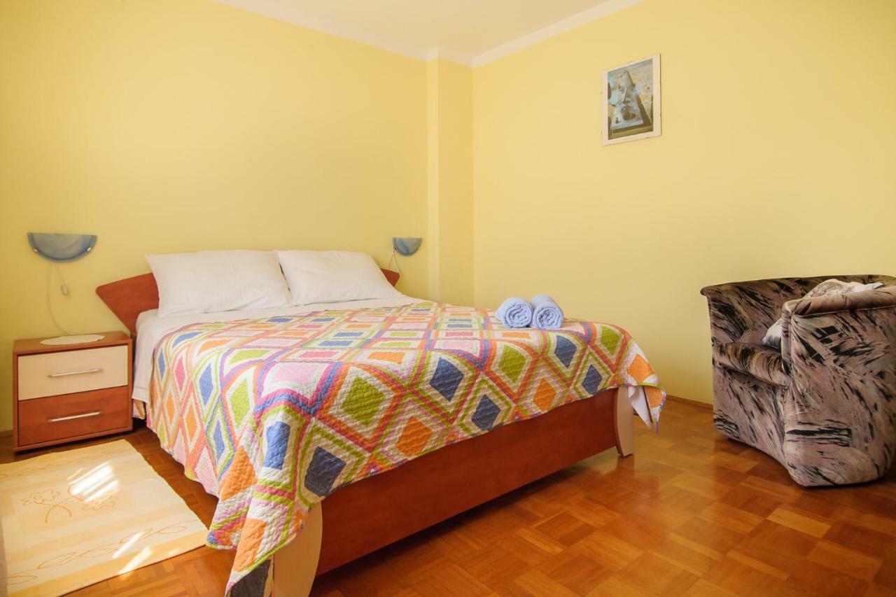 Apartments Nives Poreč Eksteriør bilde