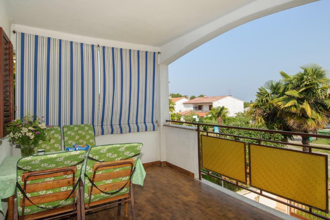 Apartments Nives Poreč Eksteriør bilde